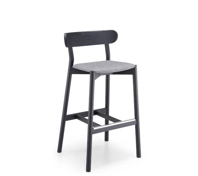 midj-contract-stools-maya-h65-l-ts-01.jpg