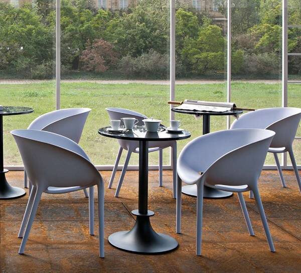 Driade-small-tables-lord-yi-2.jpg