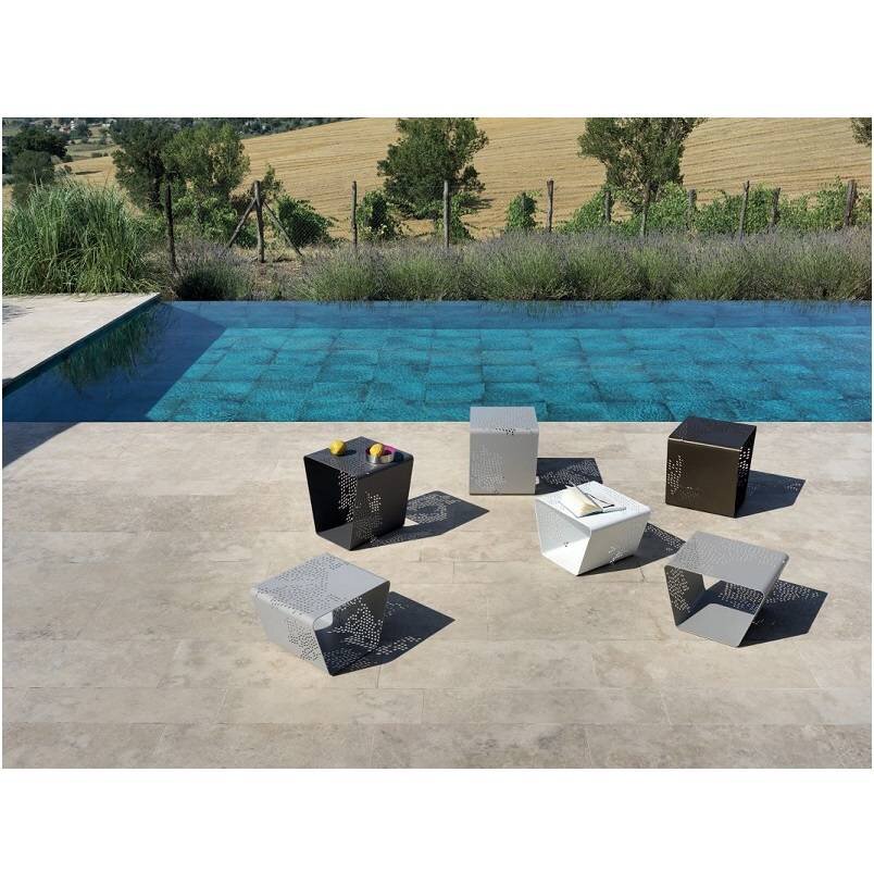 bontempi-outdoor-end-tables-pattern-02.jpg