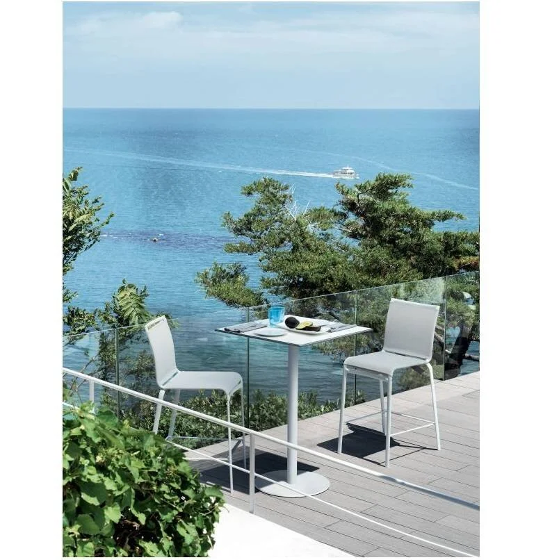 bontempi-outdoors-stools-net-2.jpg