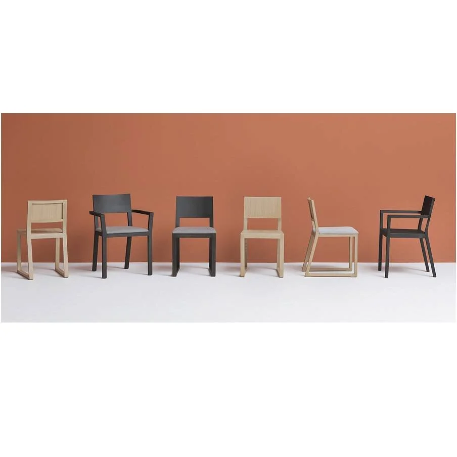 FEEL 450 CONTRACT CHAIR Bello Spazio
