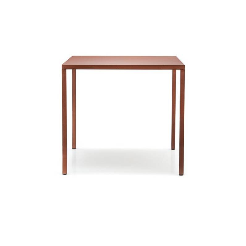 Pedrali-Contract-small-tables-FABBRICO-TFA-02.jpg