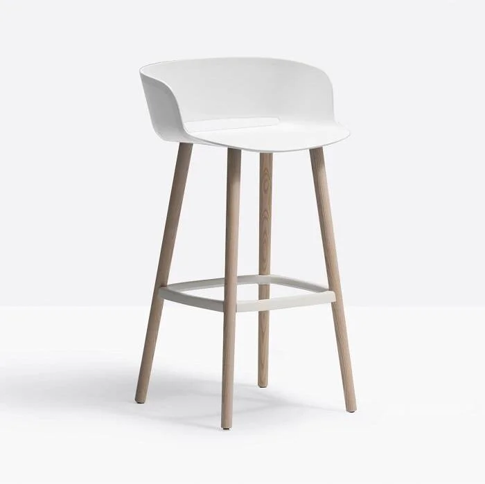 pedrali-contract-stools-babila-2758-01.jpg