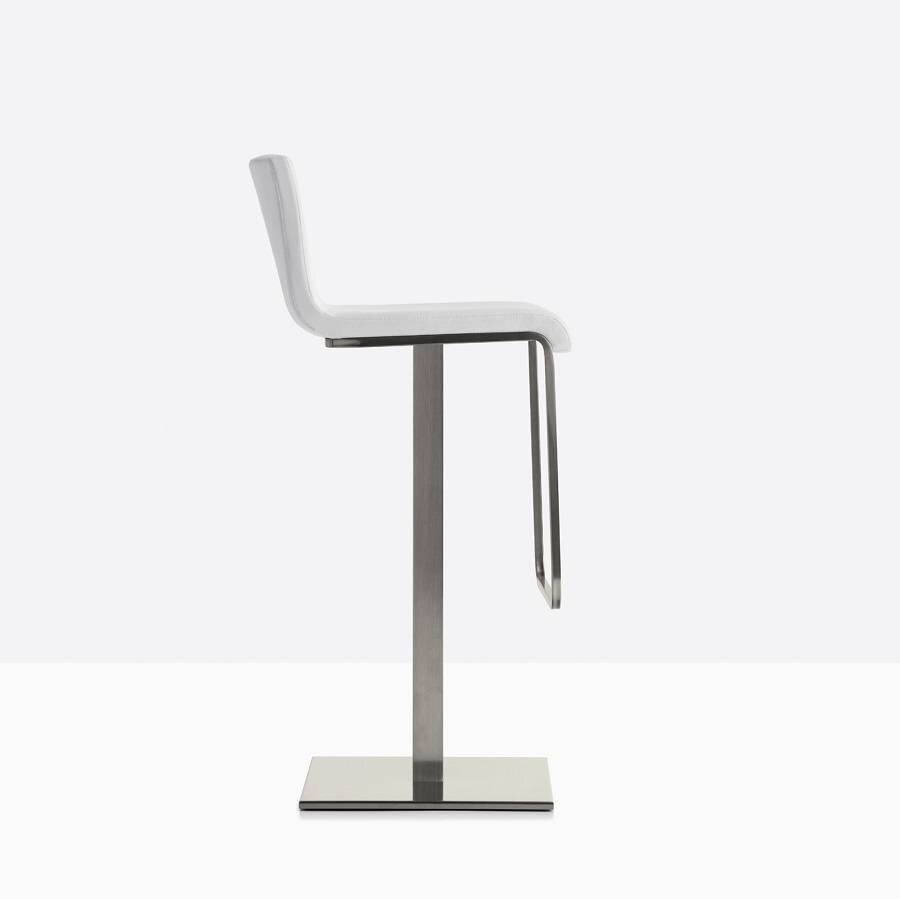 pedrali-contract-stools-kuadra-xl-4429-03.jpg