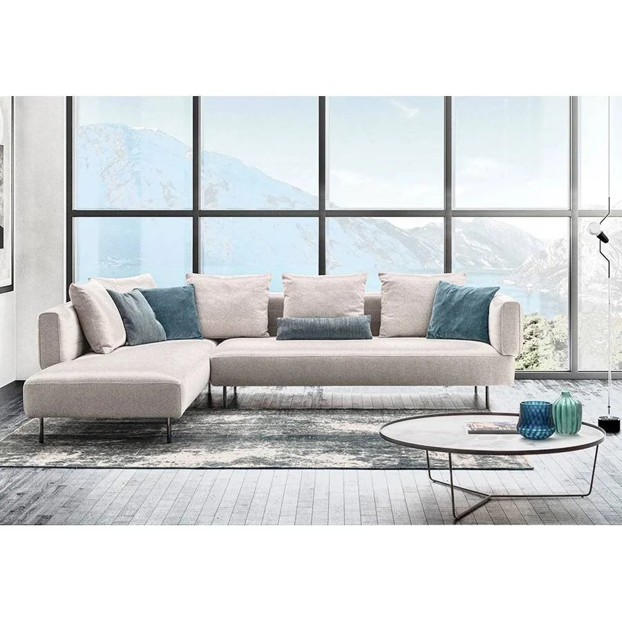 DARWIN SECTIONAL SOFA