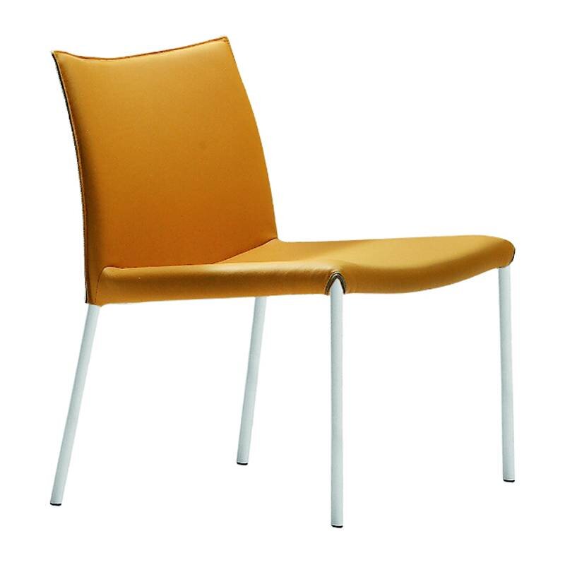 NUVOLA AT M TS CONTRACT ARMCHAIR