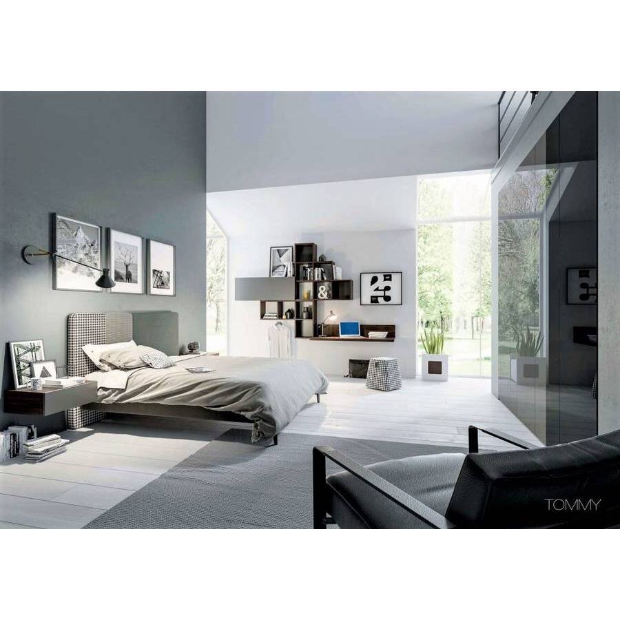 TOMMY BED