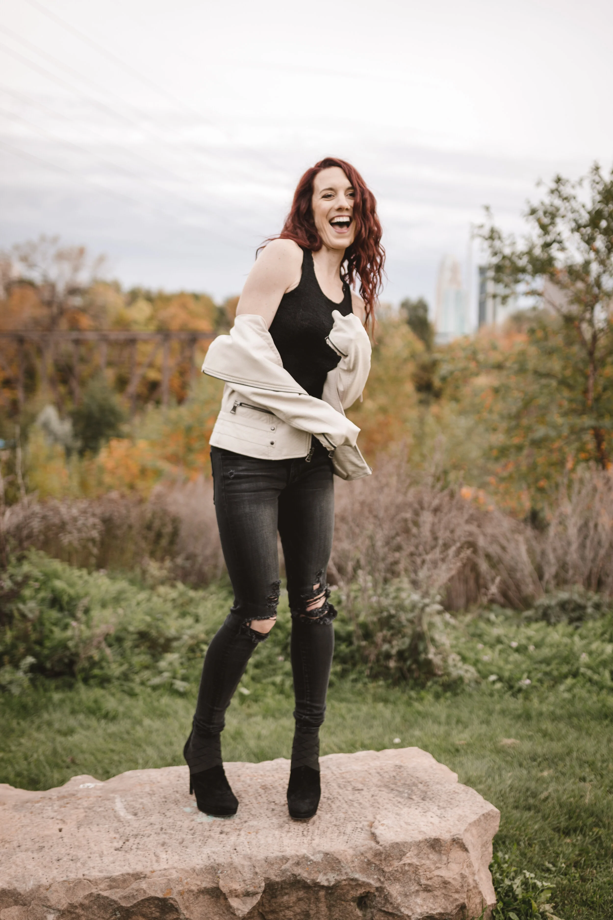 Amanda Leaveck full body.jpg