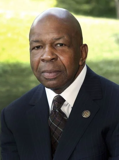 Cummings Demands Info on Trump's Personal Assistant