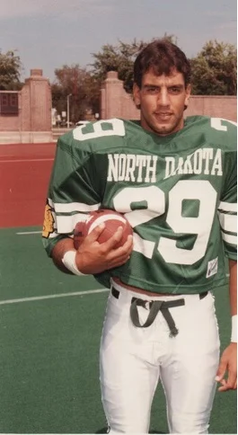 Troy Ismir-football at UND, Grand Forks, ND-19851.jpg