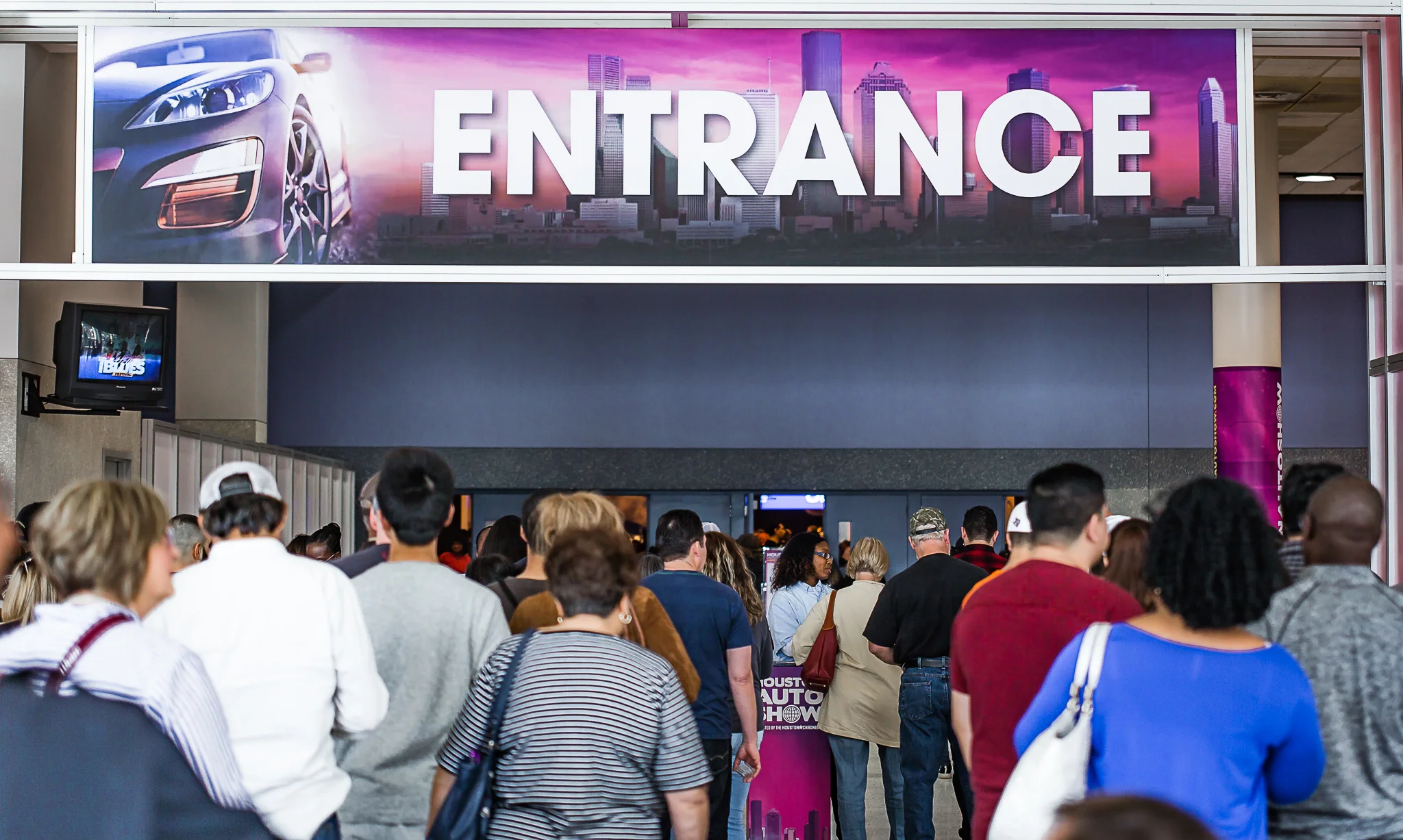 2018 Houston Auto Show - People & Cars-12.jpg