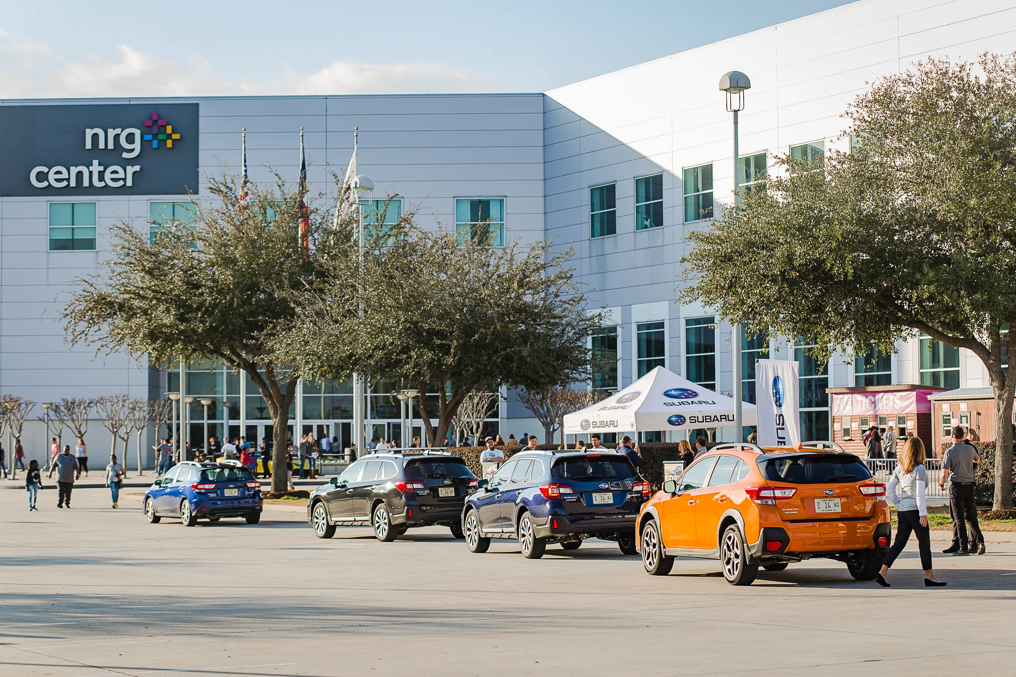 2018 Houston Auto Show - People & Cars-186.jpg