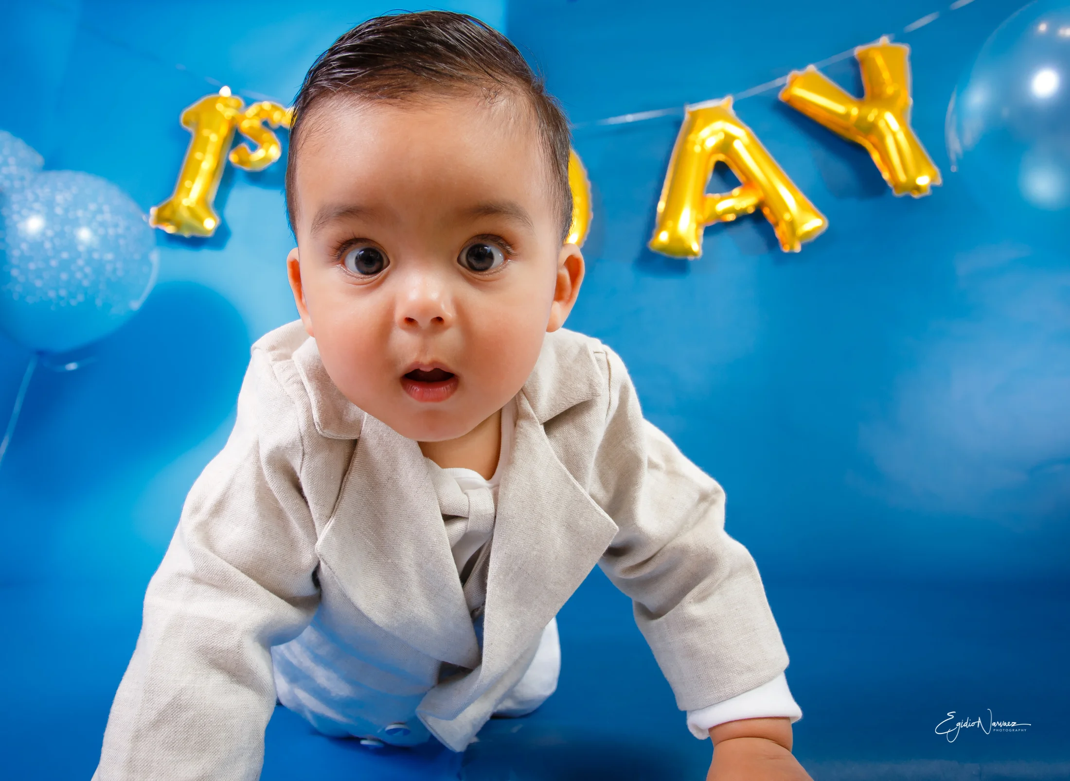 Santiago's Smash the Cake-3.jpg