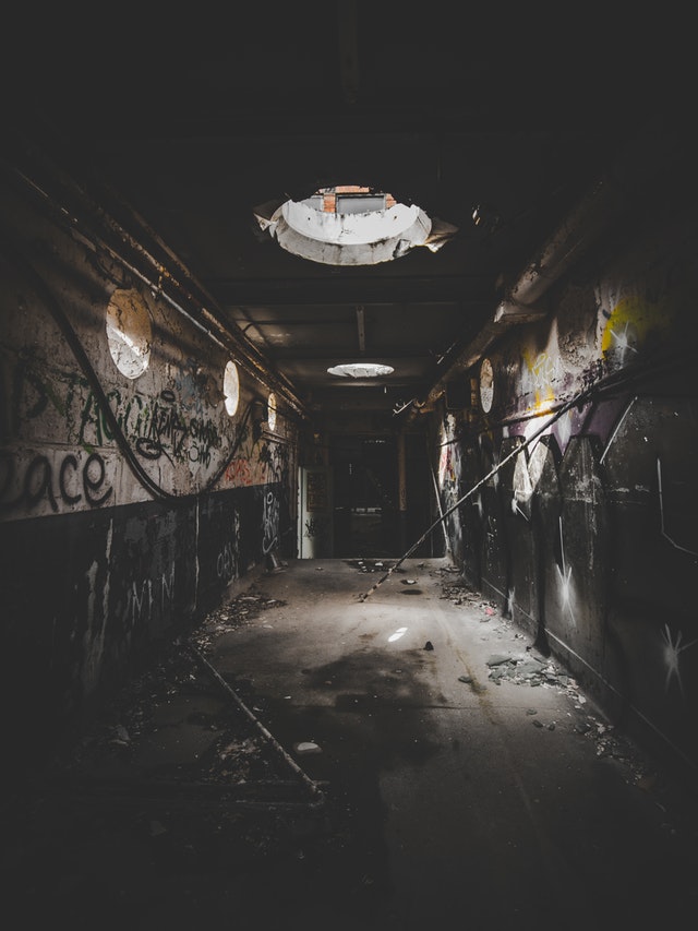 abandoned building.jpeg