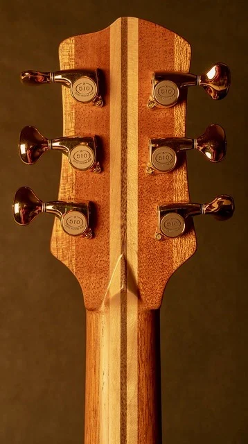 Building Guitars to the Glory of God 10.jpg