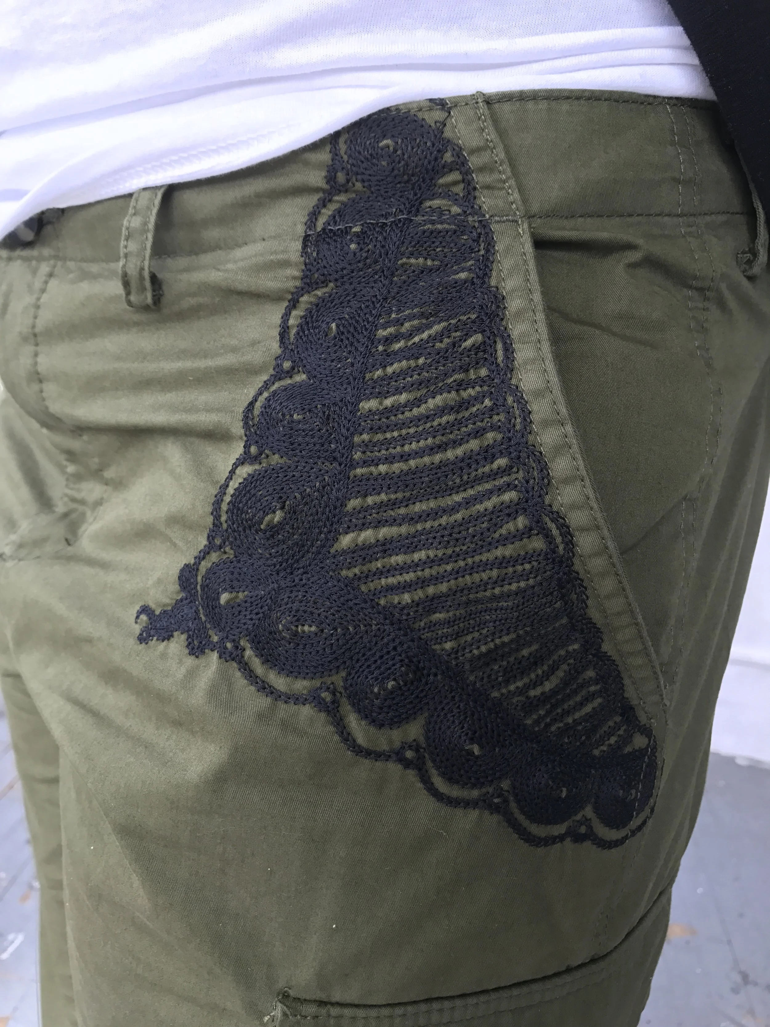 Side Pocket Black.JPG