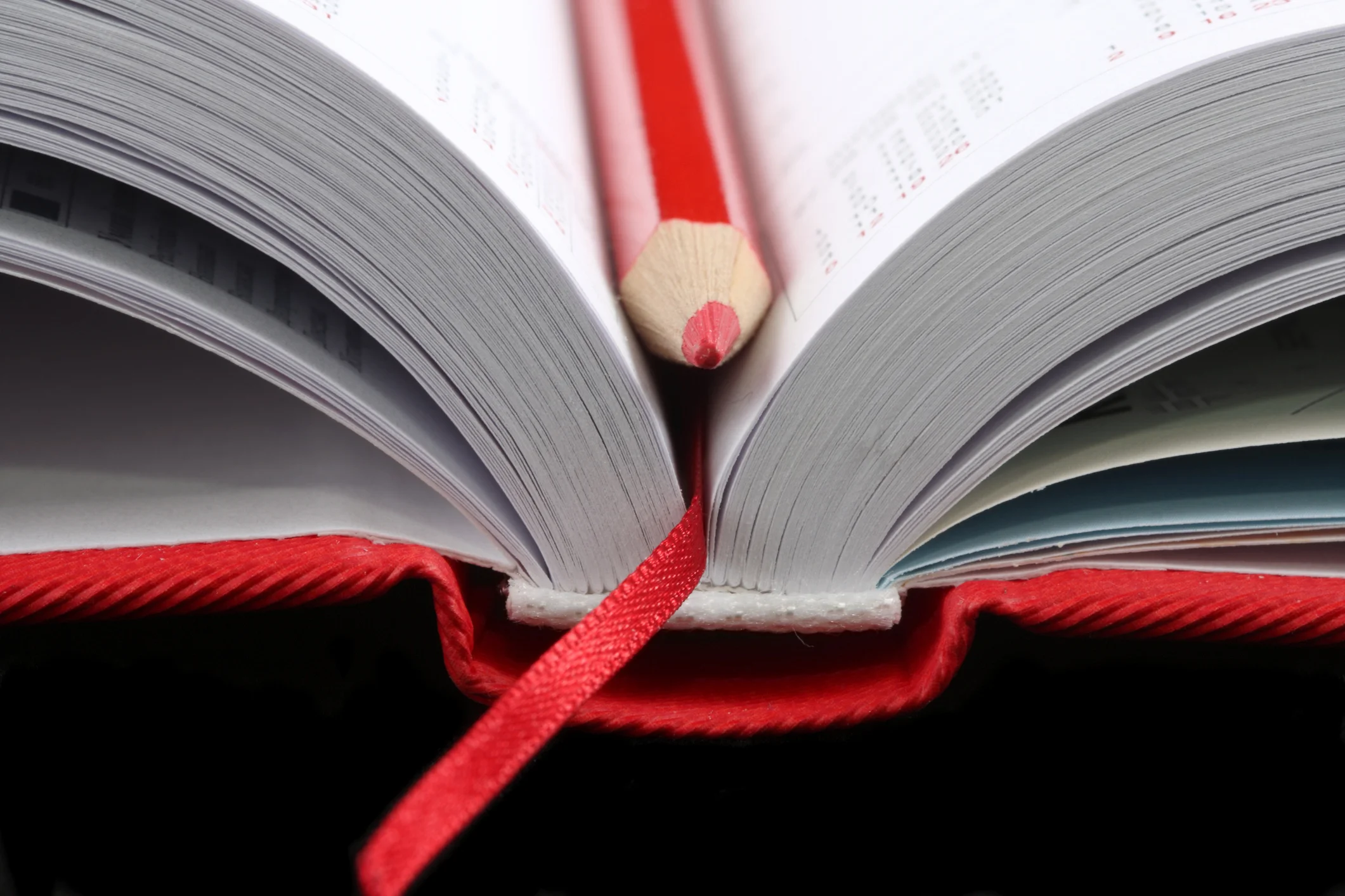 Three simple rules for more effective work emails