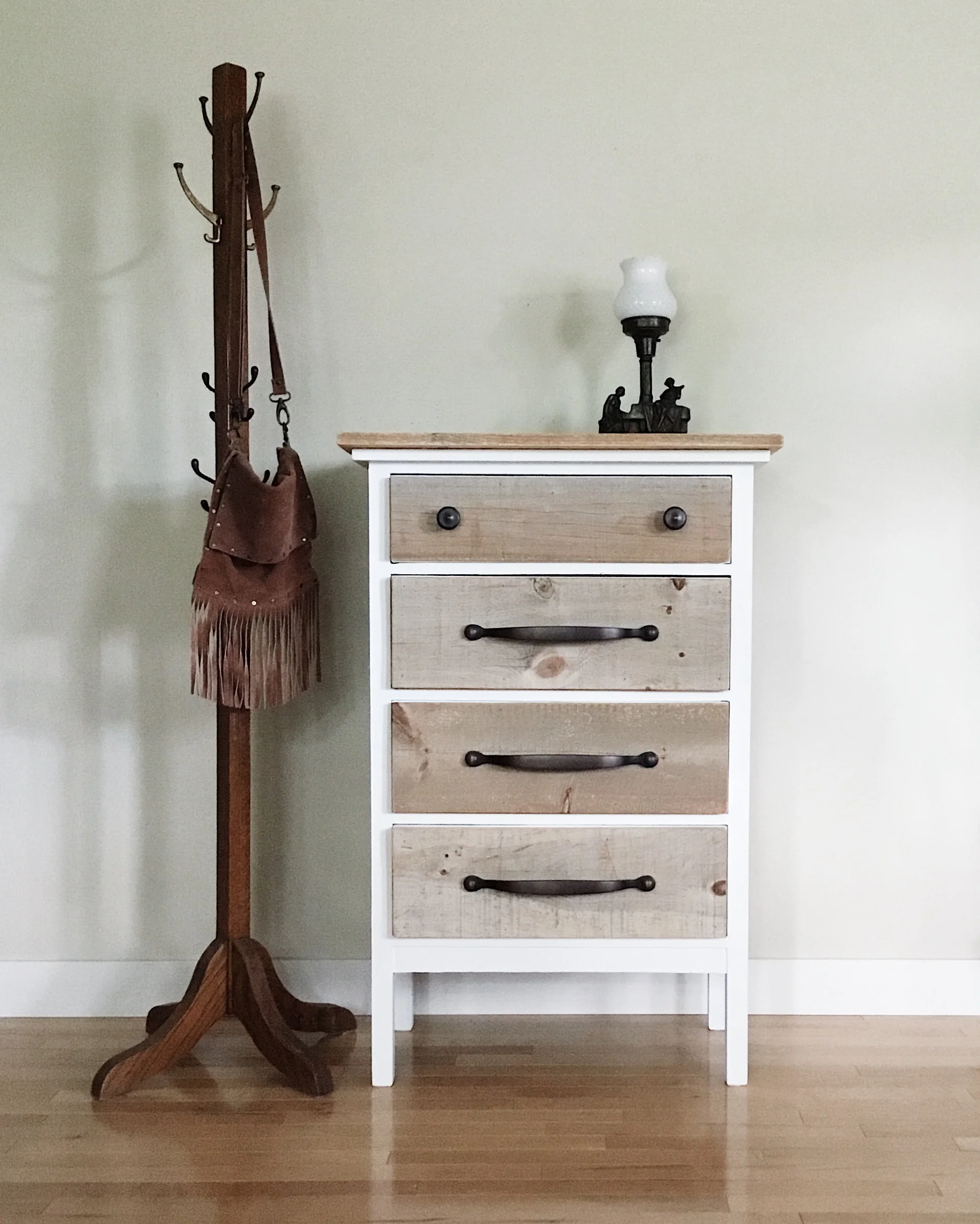 Commode sourire (F61)