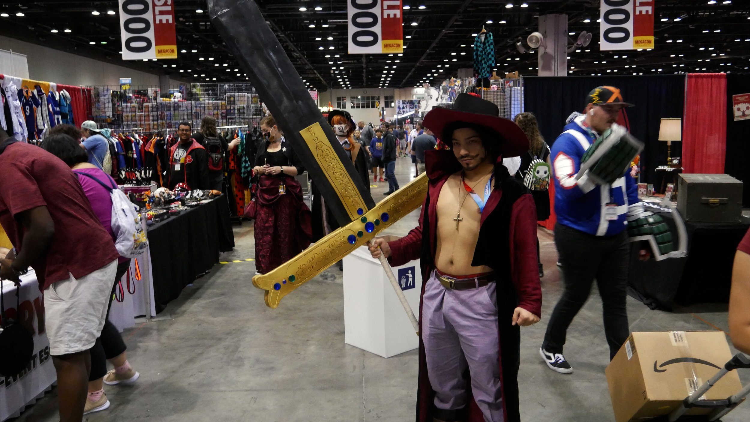 Dracule Mihawk - Naruto.jpg