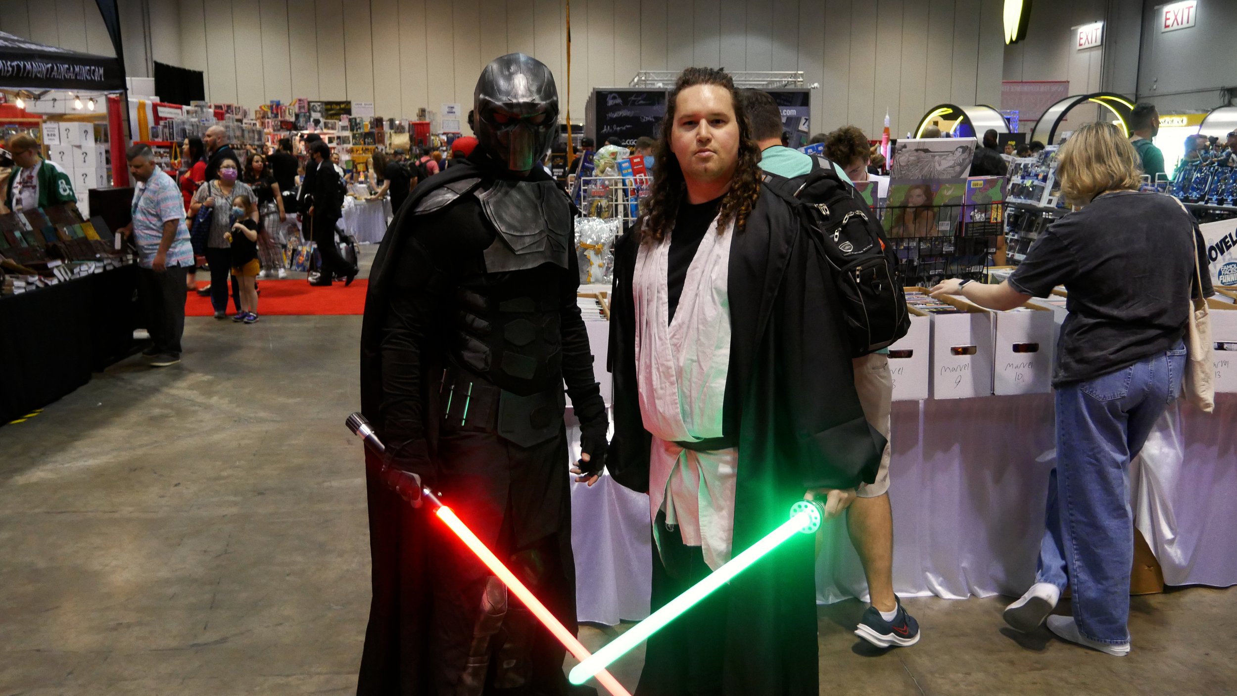 Sith and Jedi - Star Wars.jpg