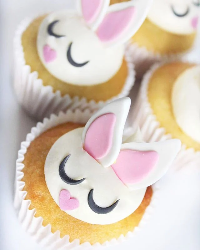 Easter bunny cupcakes all day long! #easter #missmollyscakes #melbournesbestcupcakes