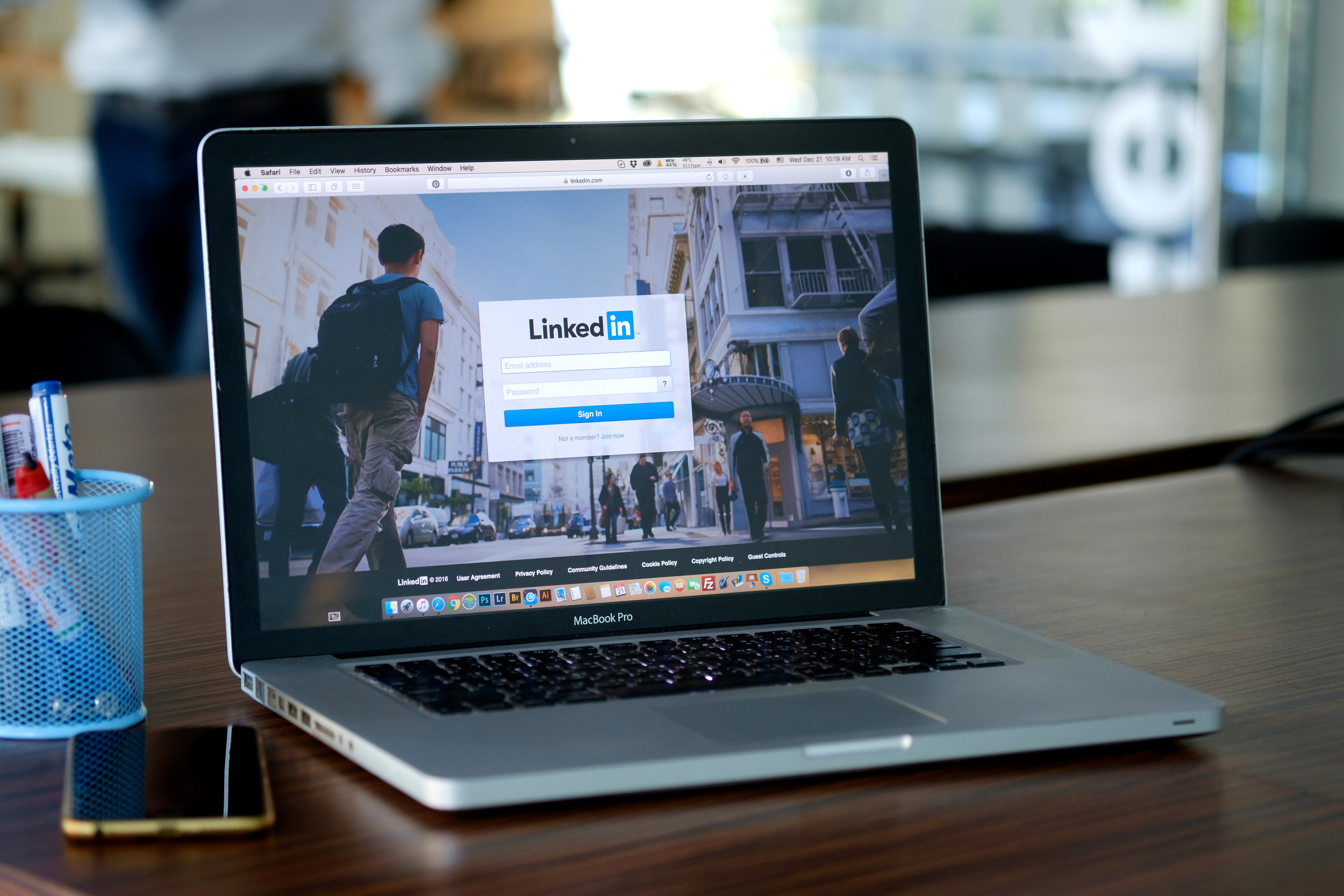 Improve your LinkedIn profile's SEO 