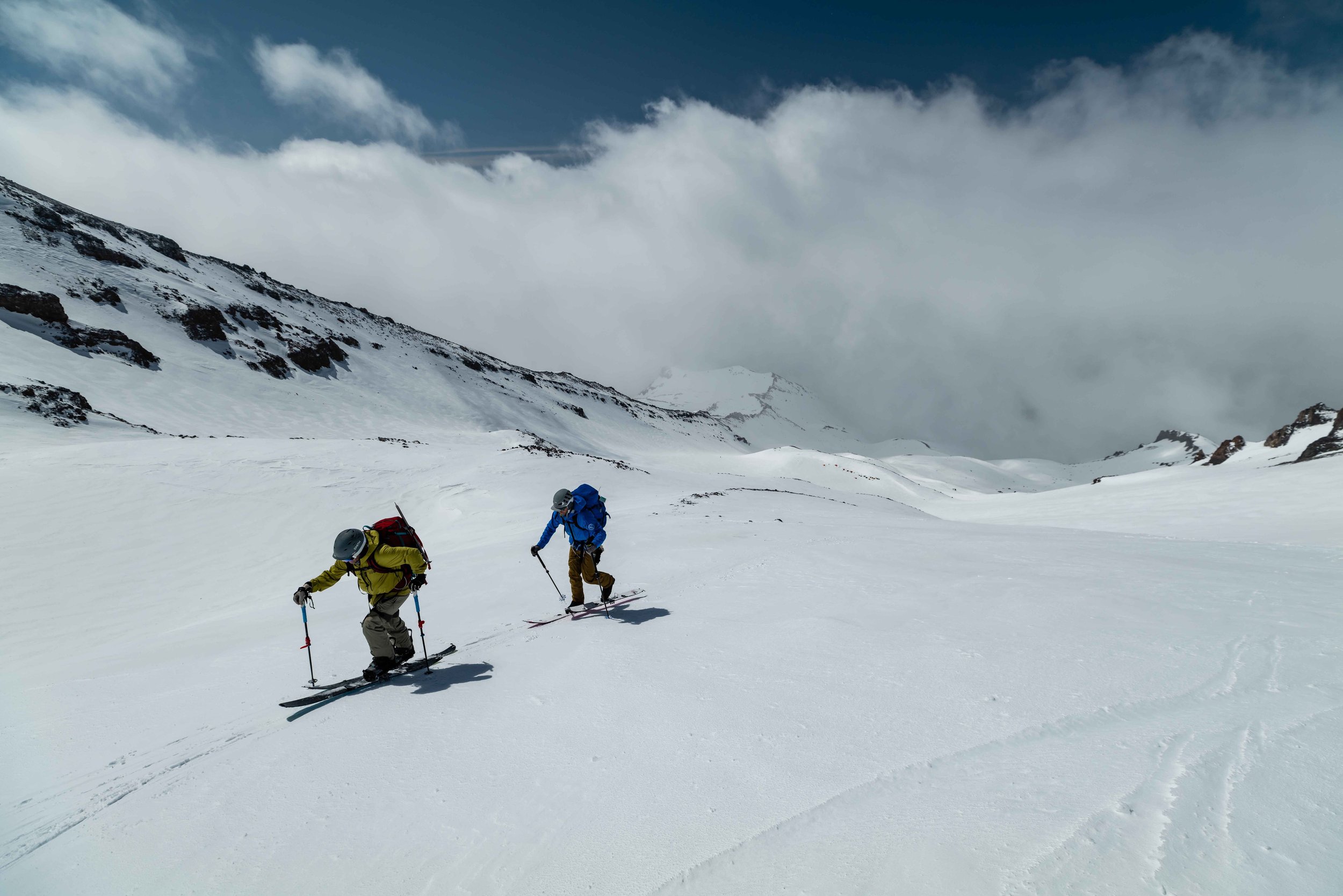 Mount Shasta Backcountry Splitboarding and Skiing