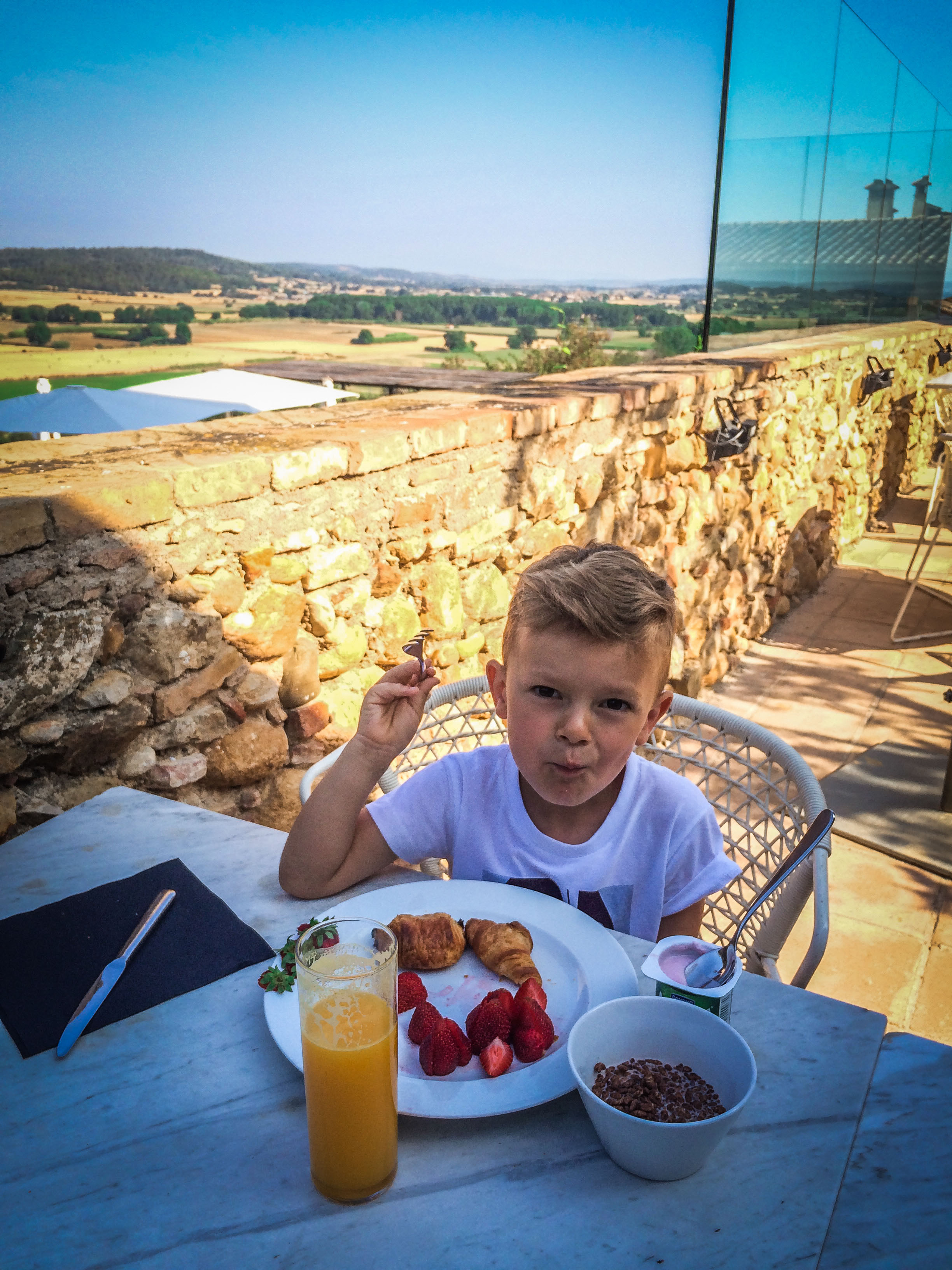 Ontbijt - idyllische hotels - Castell d’Emporda - Reizen met kinderen