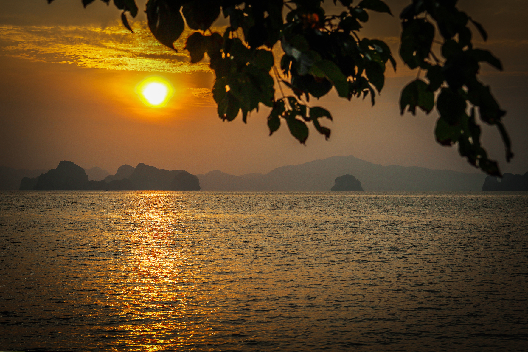 Reizen met Kinderen Thailand  Koh hong Krabi Koh Phi Phi Sunrise.jpg