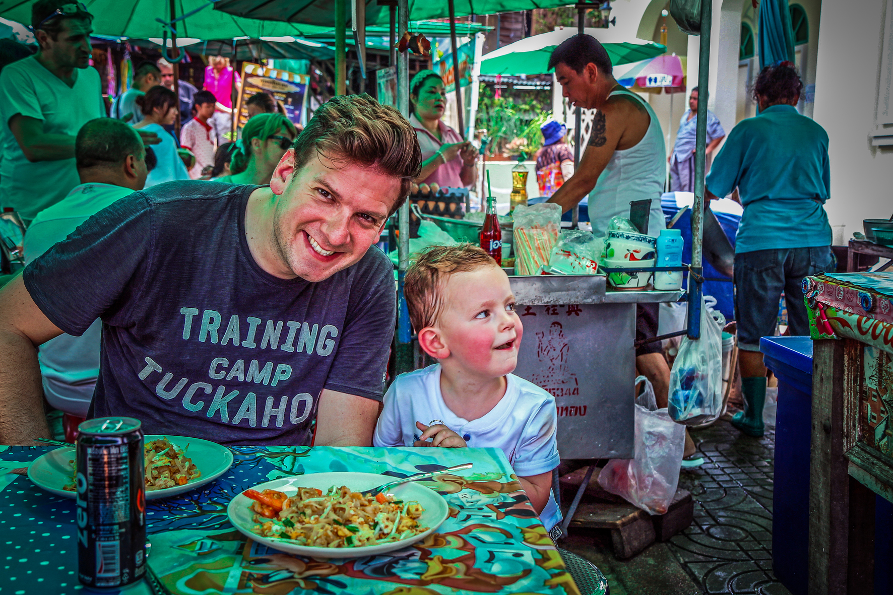 Reizen kinderen Thailand Bangkok streetfood Thaifood.jpg