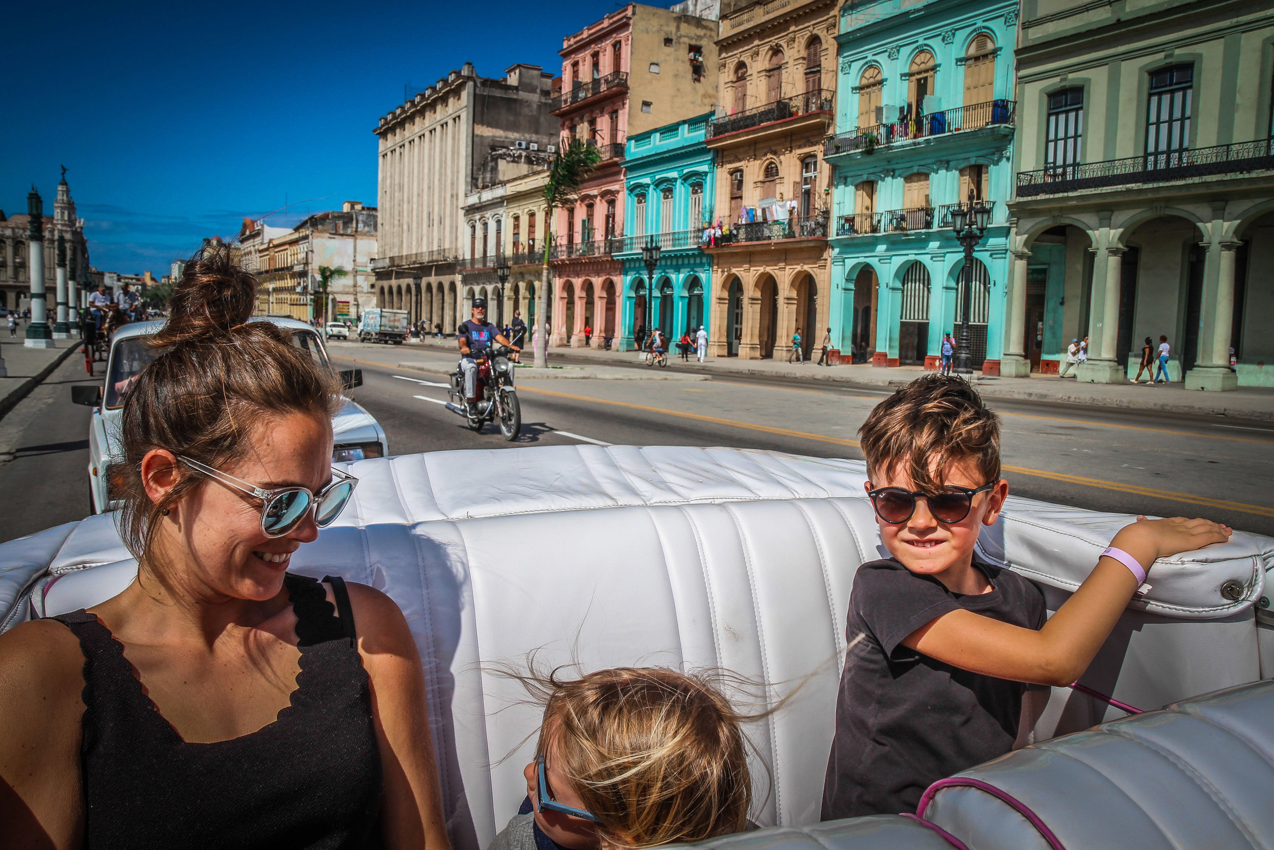 Rit door havana met kinderen - Cuba