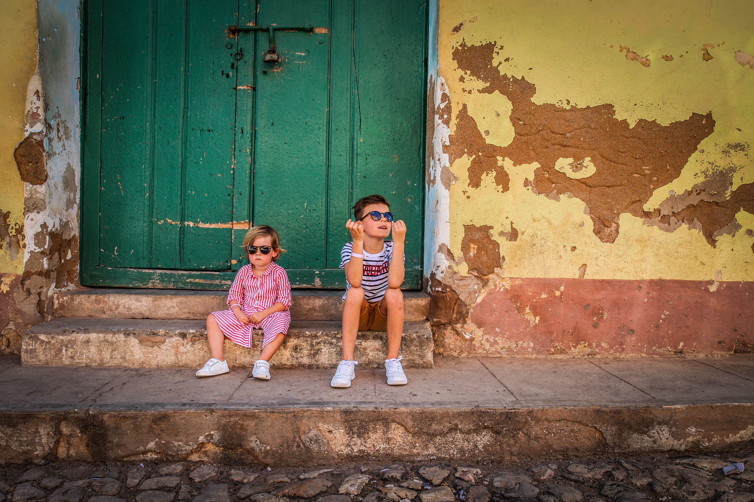 Trinidad met kinderen - Cuba - Mooie Kleuren