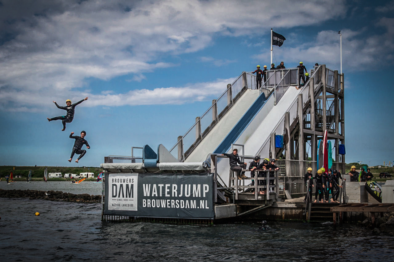 Brouwersdam - waterjump