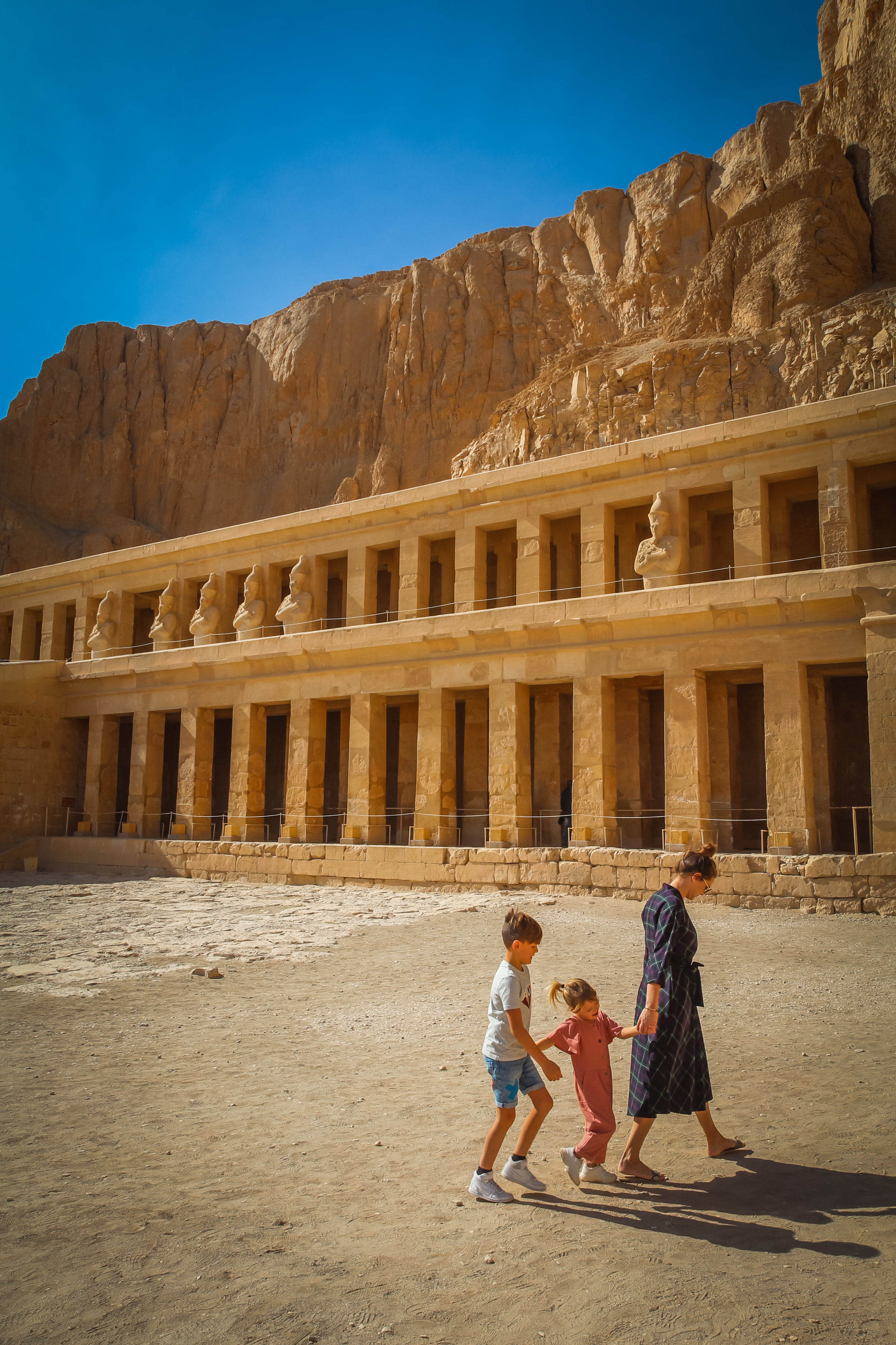 withkidsontheroad_Luxor_hatshepsut-5.JPG