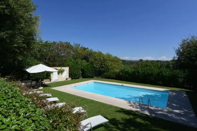 Vakantiehuis Zuid Frankrijk met zwembad2.jpg