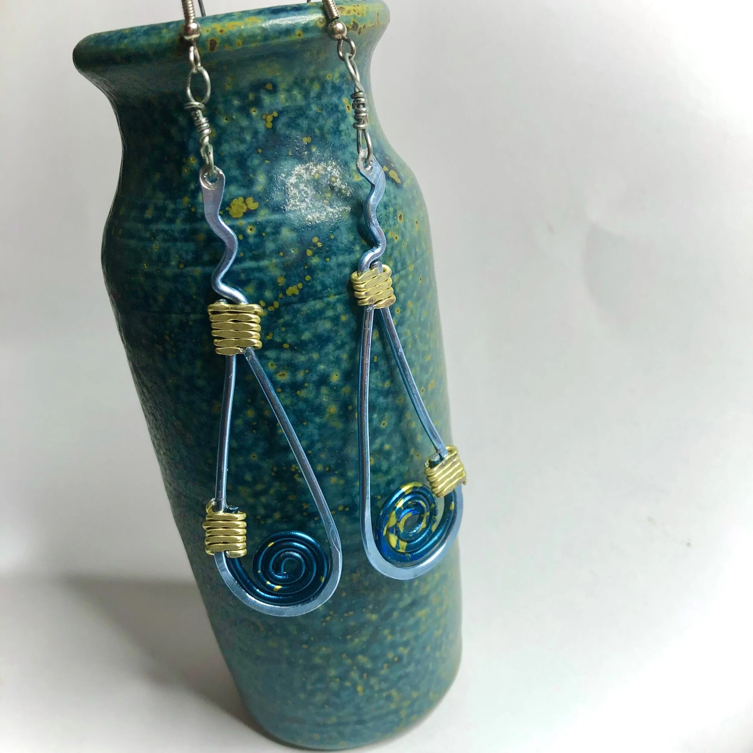 3E72DFFE-25EF-4DED-9F9D-92FA7E0BEEE9