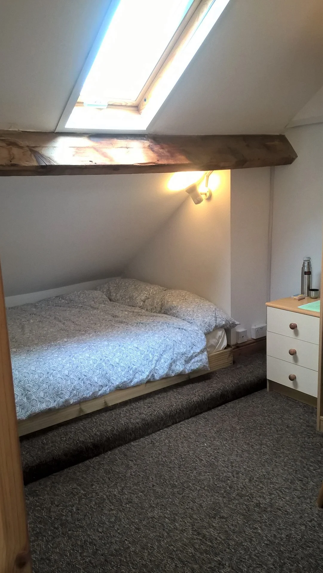 bed2.jpg