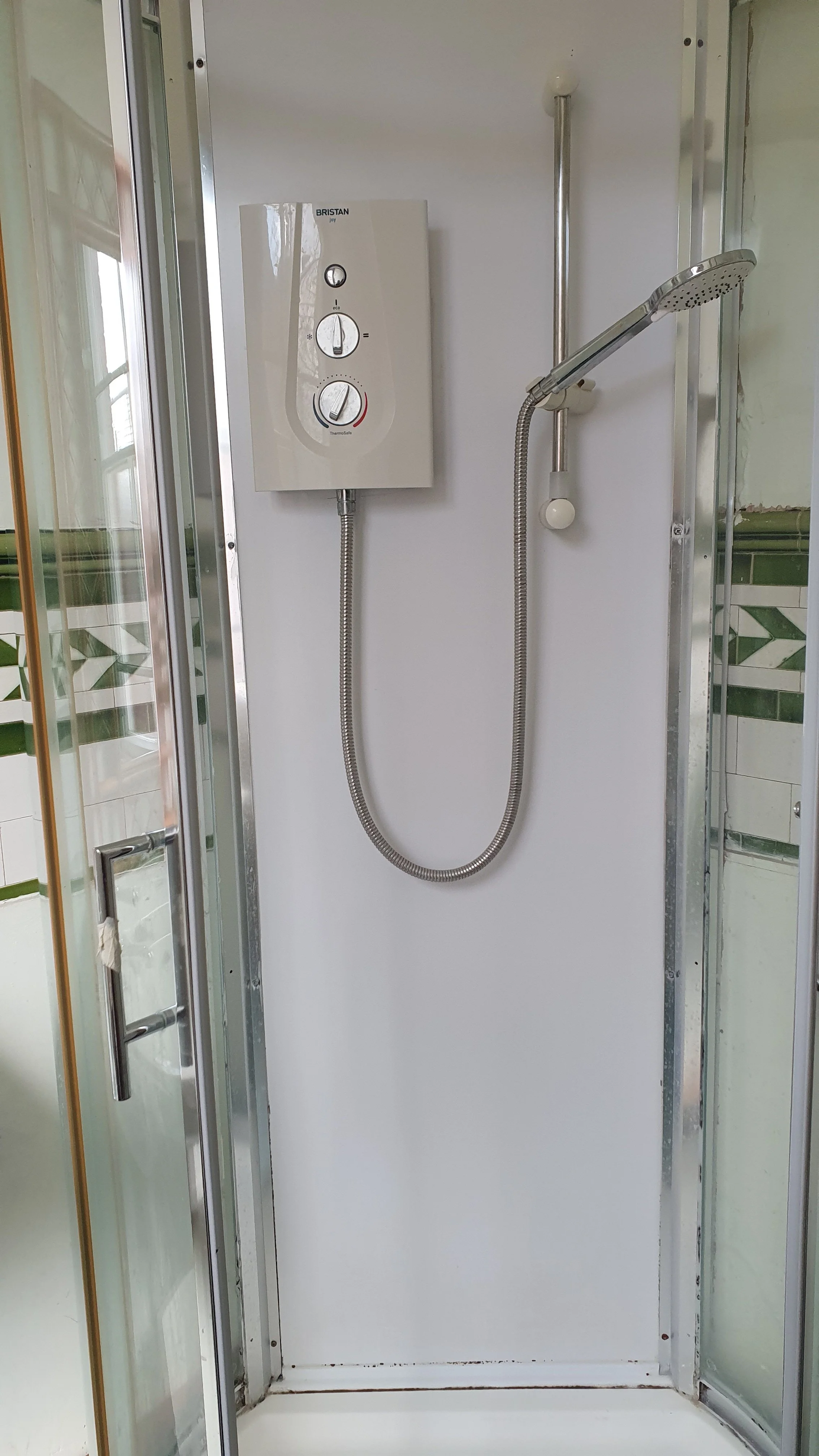 DH shower.jpg
