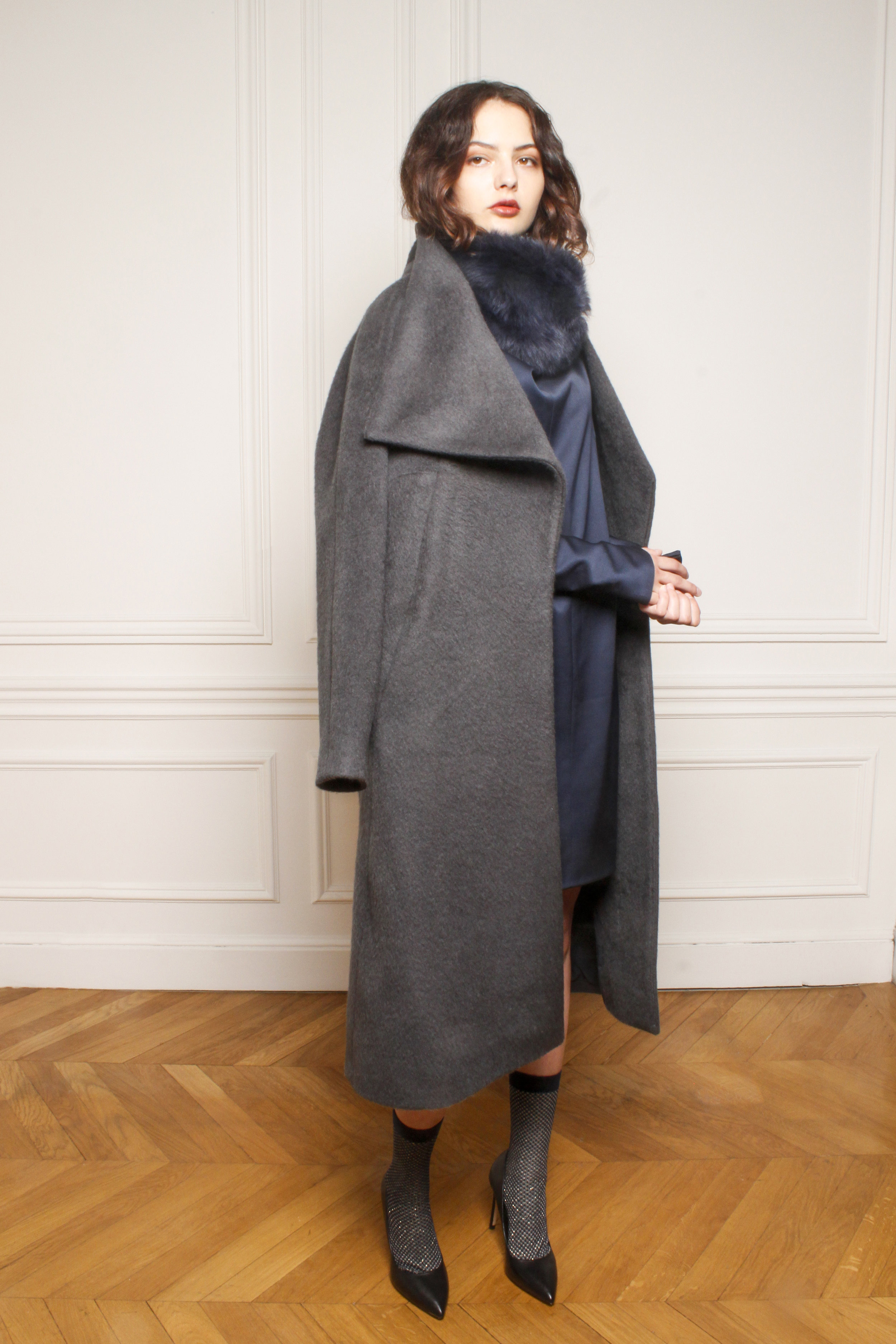 LONDON COAT / KIMONO DRESS