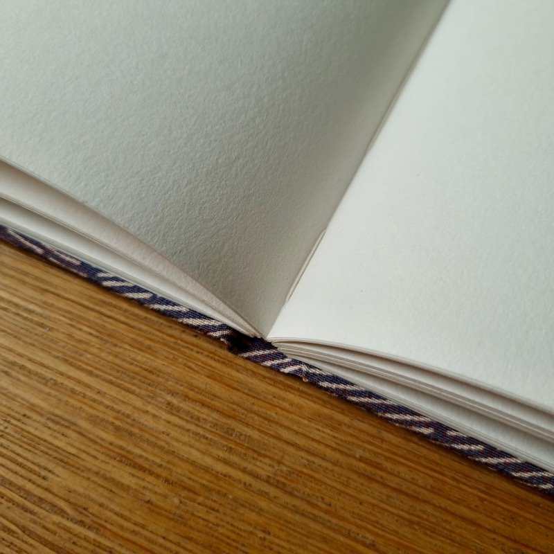 paperiaarre-kimono-notebook-6-2620260617_134501.jpg