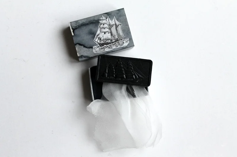 b7-matchbox-art-2012-16-ship-3.jpg