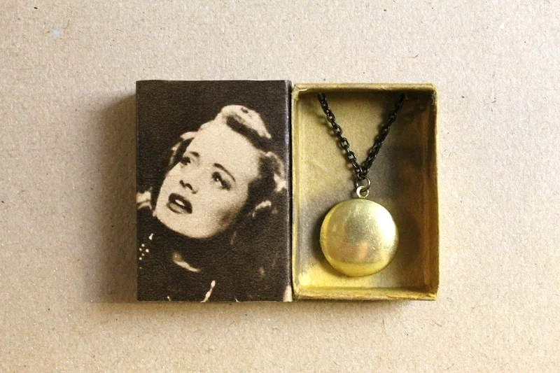 b4-matchbox-art-2011-13-locket-2.jpg