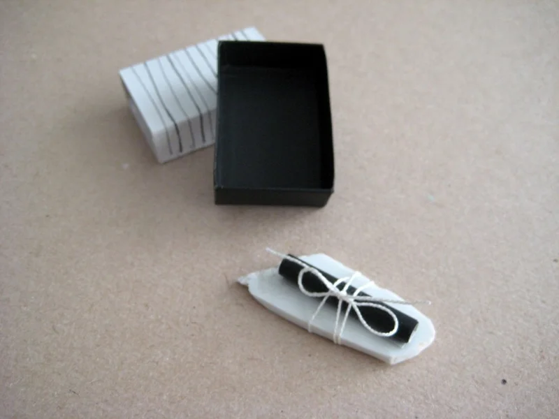 b8-matchbox-art-18-black-stripe-4.jpg