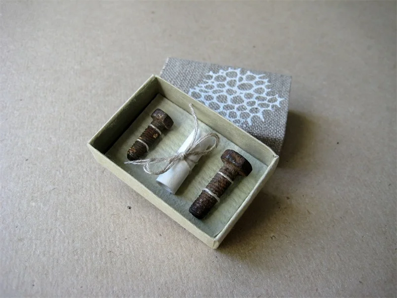 v3-matchbox-art-screws-4.jpg