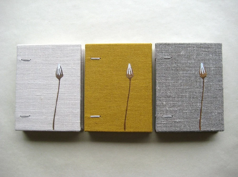 z8-miniature-coptic-notebooks-buds-1.JPG