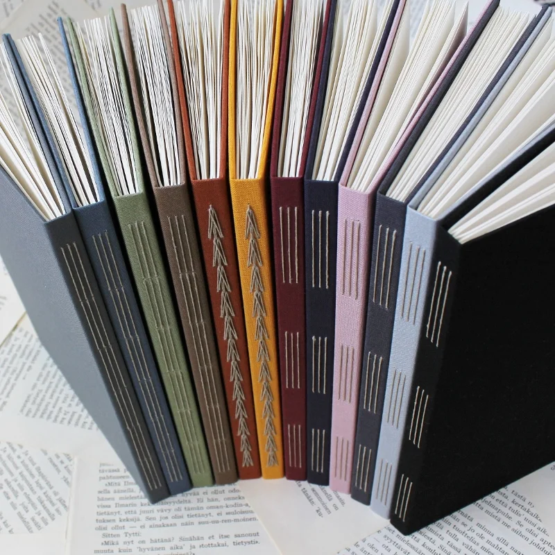 handmade-bullet-journals-dotted-grid-1.jpg