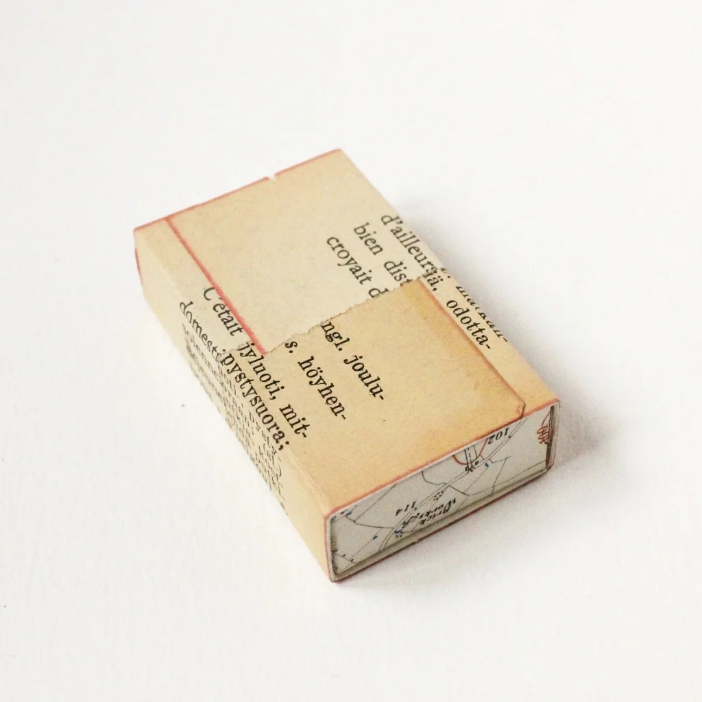 paperiaarre-matchbox-art-2017-16-1.jpg