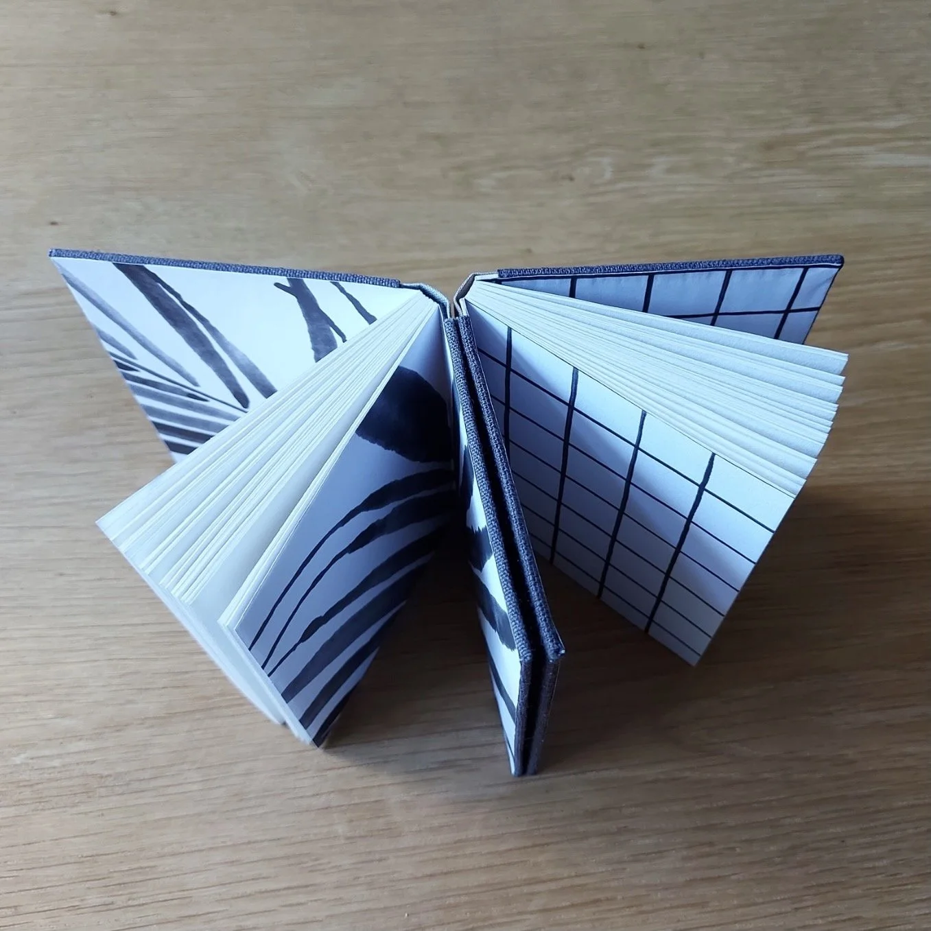 sewn-boards-binding-old-2220220415_091610 2.jpg