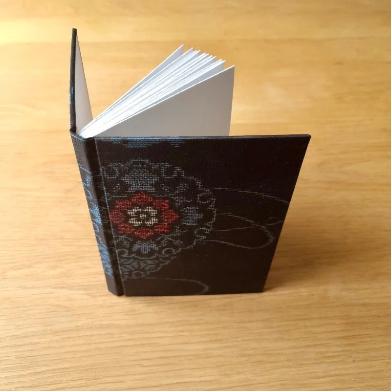 paperiaarre-kimono-notebook-11-2320231215_133159.jpg