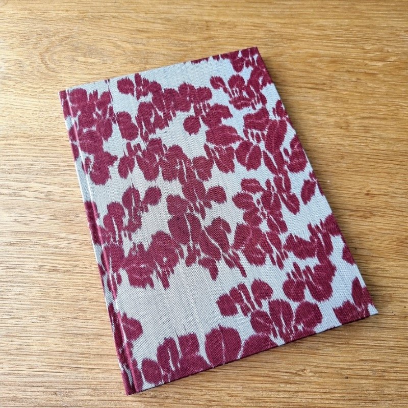 paperiaarre-kimono-notebook-5-202420240504_140819.jpg